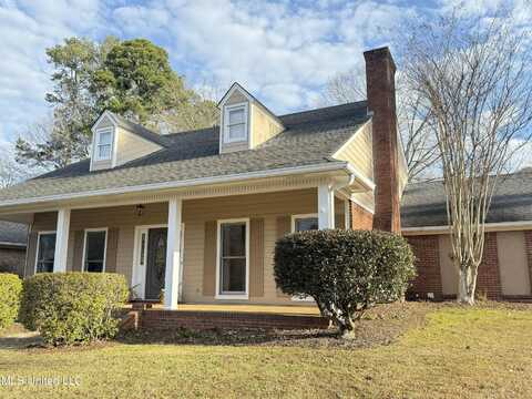 326 Woodlands Drive, Brandon, MS 39047