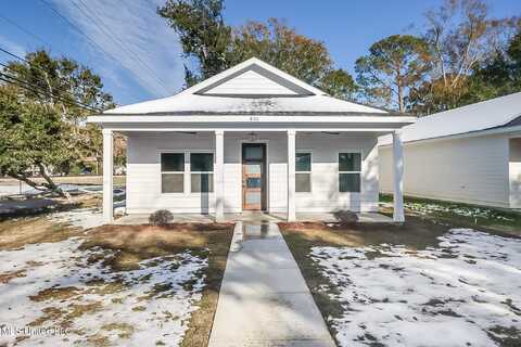 830 Regnault Avenue, Gulfport, MS 39501