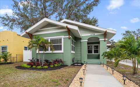 2758 3RD AVENUE S, Saint Petersburg, FL 33712