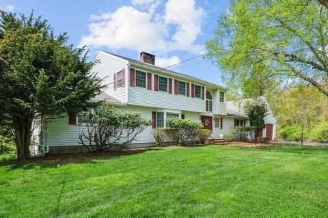 15 South Washington St, Norton, MA 02766