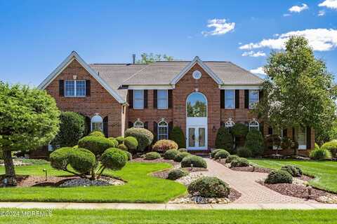 17 Franklin Drive, Freehold, NJ 07728