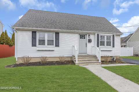 34 Gertrude Place, Manasquan, NJ 08736