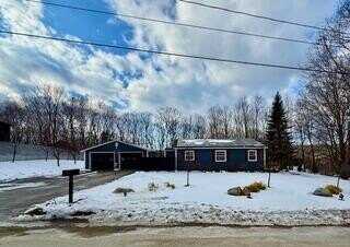 3 Oak Ridge Drive, Chelsea, ME 04330