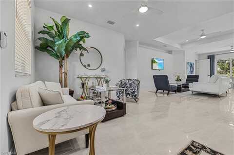 2499 Pine, NAPLES, FL 34112