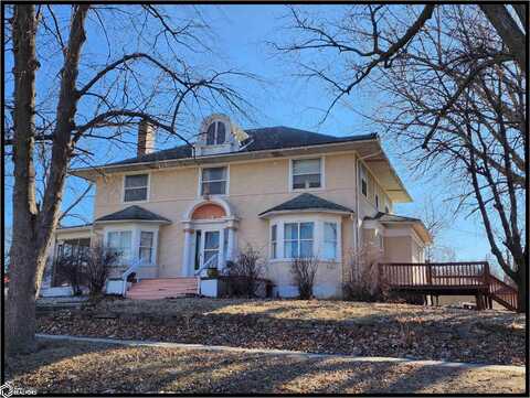 301 W 6th Street, Atlantic, IA 50022