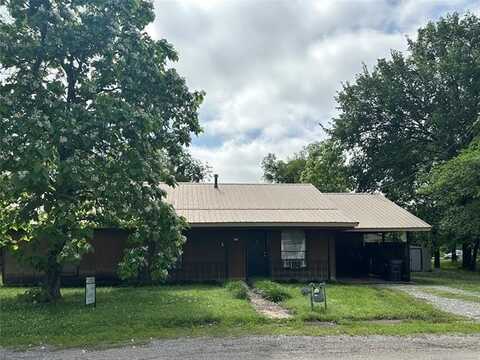 119 S Arkansas Street, Caddo, OK 74729