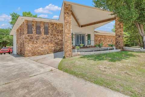 329 W Grand Teton Court, Yukon, OK 73099