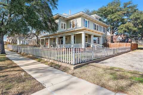 502 W Hubbard Street, Mineral Wells, TX 76067