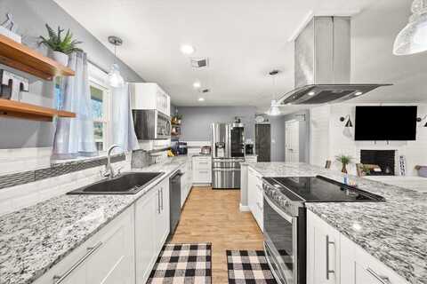 6303 Buena Vista Drive, Greenville, TX 75402