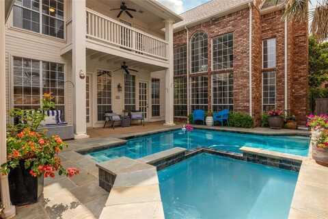 5822 Preston Fairways Drive, Dallas, TX 75252