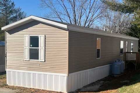 10 Poplar Acres Dr., Candler, NC 28715