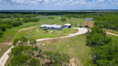 8569 County Road 401, Floresville, TX 78114