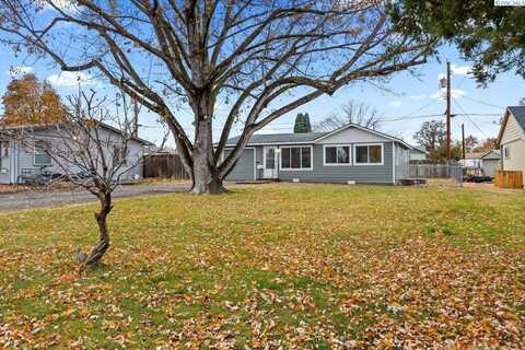807 Snow, Richland, WA 99352