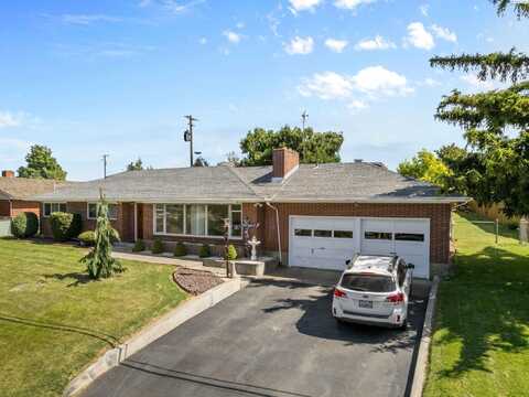 619 Grandview Avenue, Sunnyside, WA 98944
