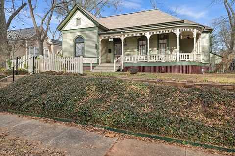 209 W Pine, PALESTINE, TX 75801