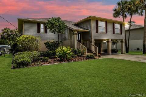 1921 NW 18th Street, Crystal River, FL 34428