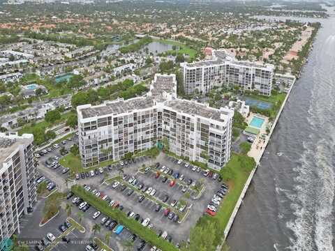 800 Parkview Dr, Hallandale Beach, FL 33009