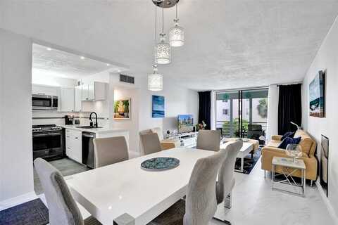 2801 Somerset Dr, Lauderdale Lakes, FL 33311