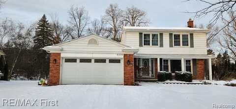 6239 WALKER Drive, Troy, MI 48085