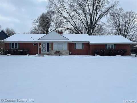 43 W BREITMEYER, Mount Clemens, MI 48043