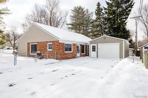 412 2ND Street, Oxford, MI 48371