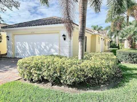 10762 SW Elsinore Drive, Port Saint Lucie, FL 34987