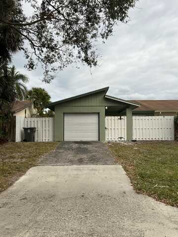 8618 Pluto Terrace, West Palm Beach, FL 33403