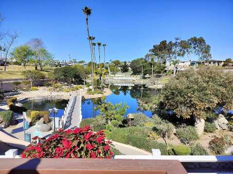 275 Bright Creek Ln, Oceanside, CA 92056