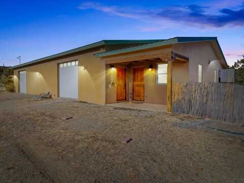 4 Red Hills Lane, Santa Fe, NM 87505