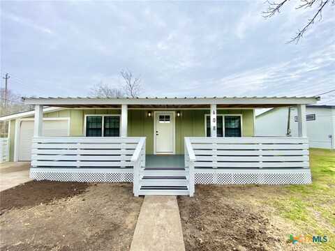 608 Carver Street, Edna, TX 77957