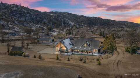 25820 Skyline Drive, Tehachapi, CA 93561