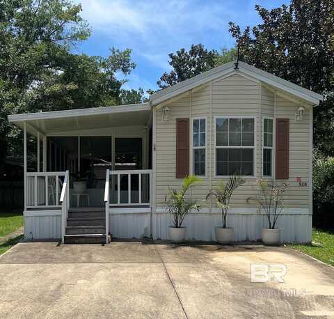 528 Escambia Circle, Lillian, AL 36549