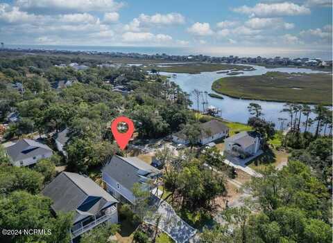 104 SW 19th Street, Oak Island, NC 28465