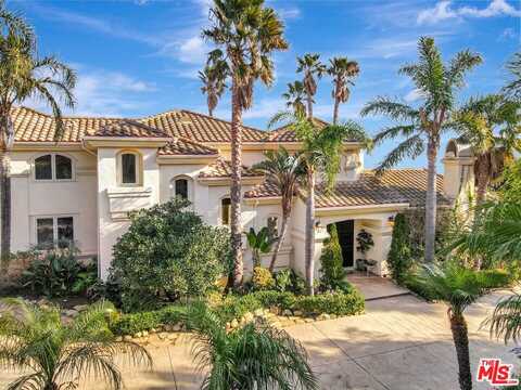 27425 Calicut Rd, Malibu, CA 90265