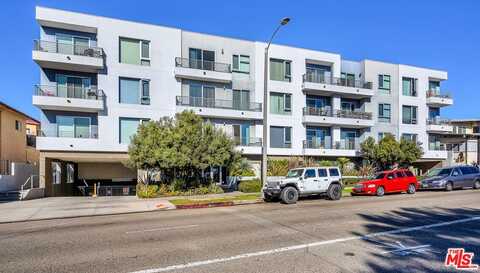 7857 W Manchester Ave, Playa Del Rey, CA 90293