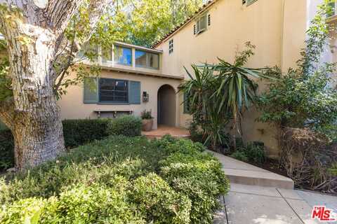 8328 Willoughby Ave, West Hollywood, CA 90069