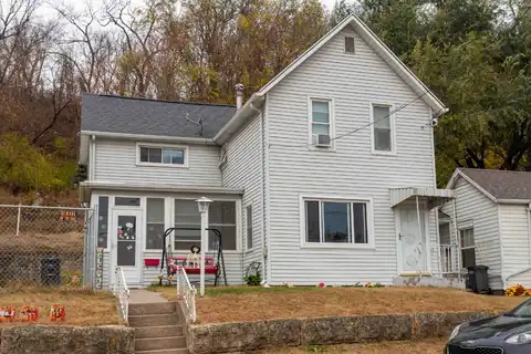 1609 Prescott, Dubuque, IA 52001