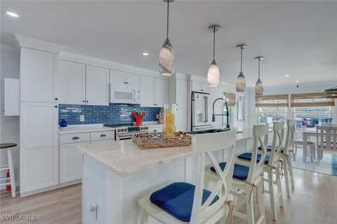 5554 Sir Walter Way, North Fort Myers, FL 33917