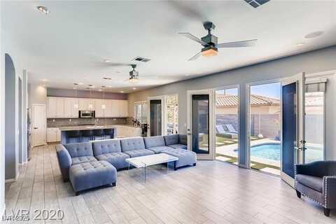 7926 Elk Mountain Street, Las Vegas, NV 89113