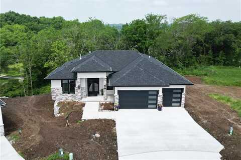 2504 NE Woodland Oak Circle, Lees Summit, MO 64086