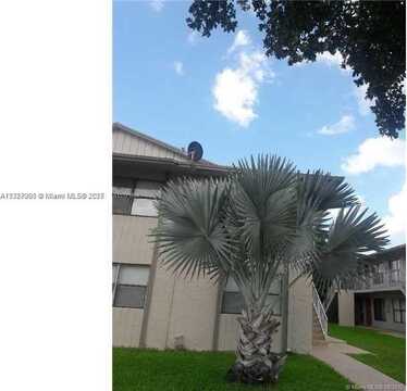 15304 SW 72nd St, Miami, FL 33193