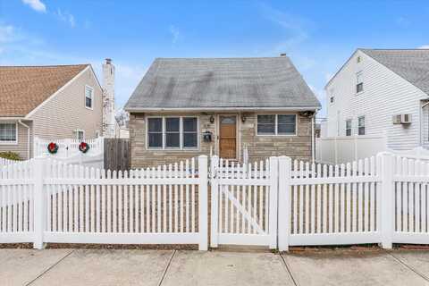 14-46 142 Street, Whitestone, NY 11357