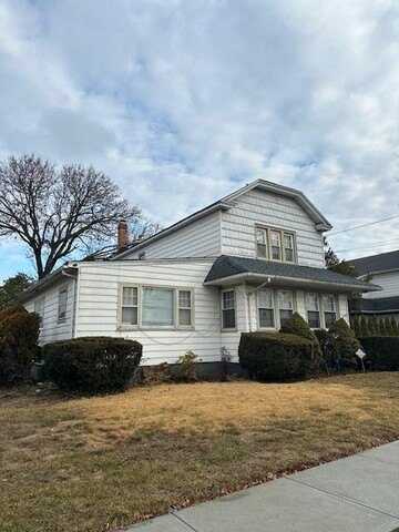 61 W Euclid Street, Valley Stream, NY 11580