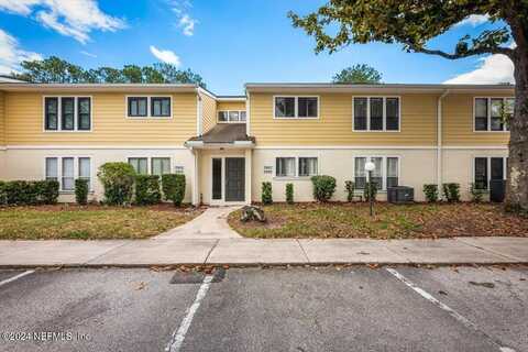 7915 LOS ROBLES Court unit: 7915, Jacksonville, FL 32256