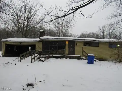 3813 Ranfield Road, Brimfield, OH 44240