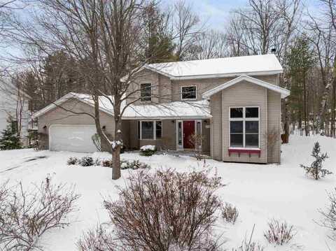 9338 Old Orchard, Charlevoix, MI 49720