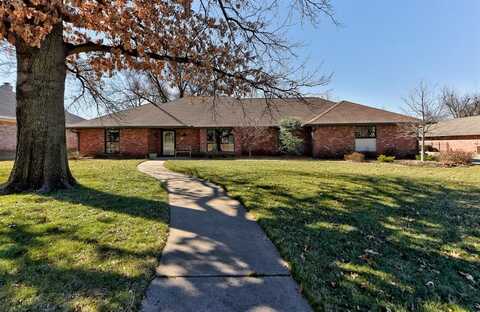 12121 Thorn Ridge Road, Oklahoma City, OK 73120