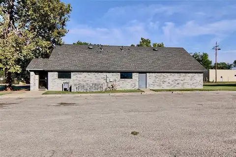 101 S Randall Avenue, Elk City, OK 73644