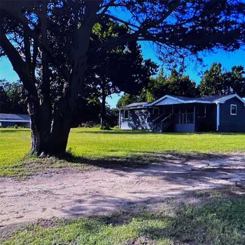 301 Vz County Road 2122, Canton, TX 75103