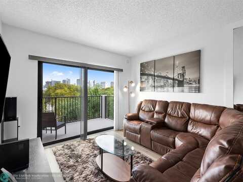 900 River Reach Dr, Fort Lauderdale, FL 33315